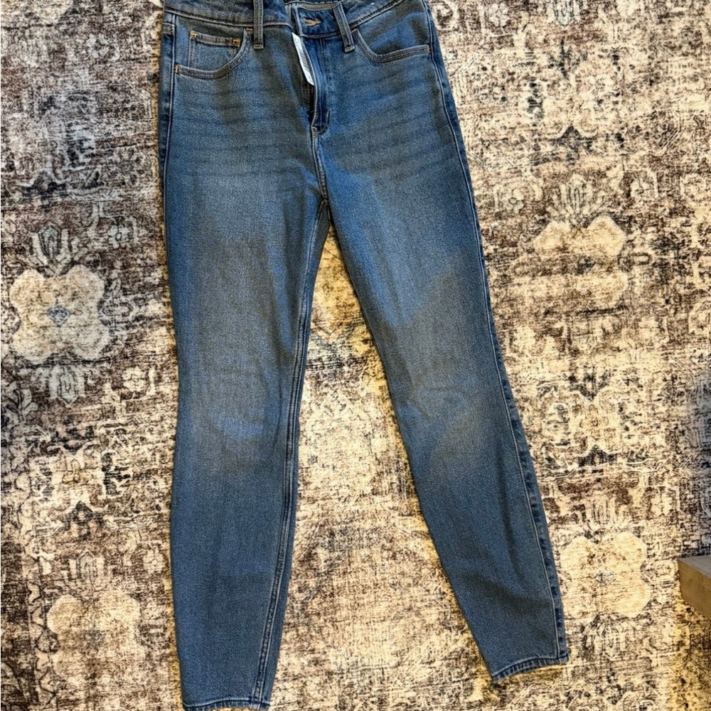 Abercrombie & Fitch Women's Skinny Jeans in Blue